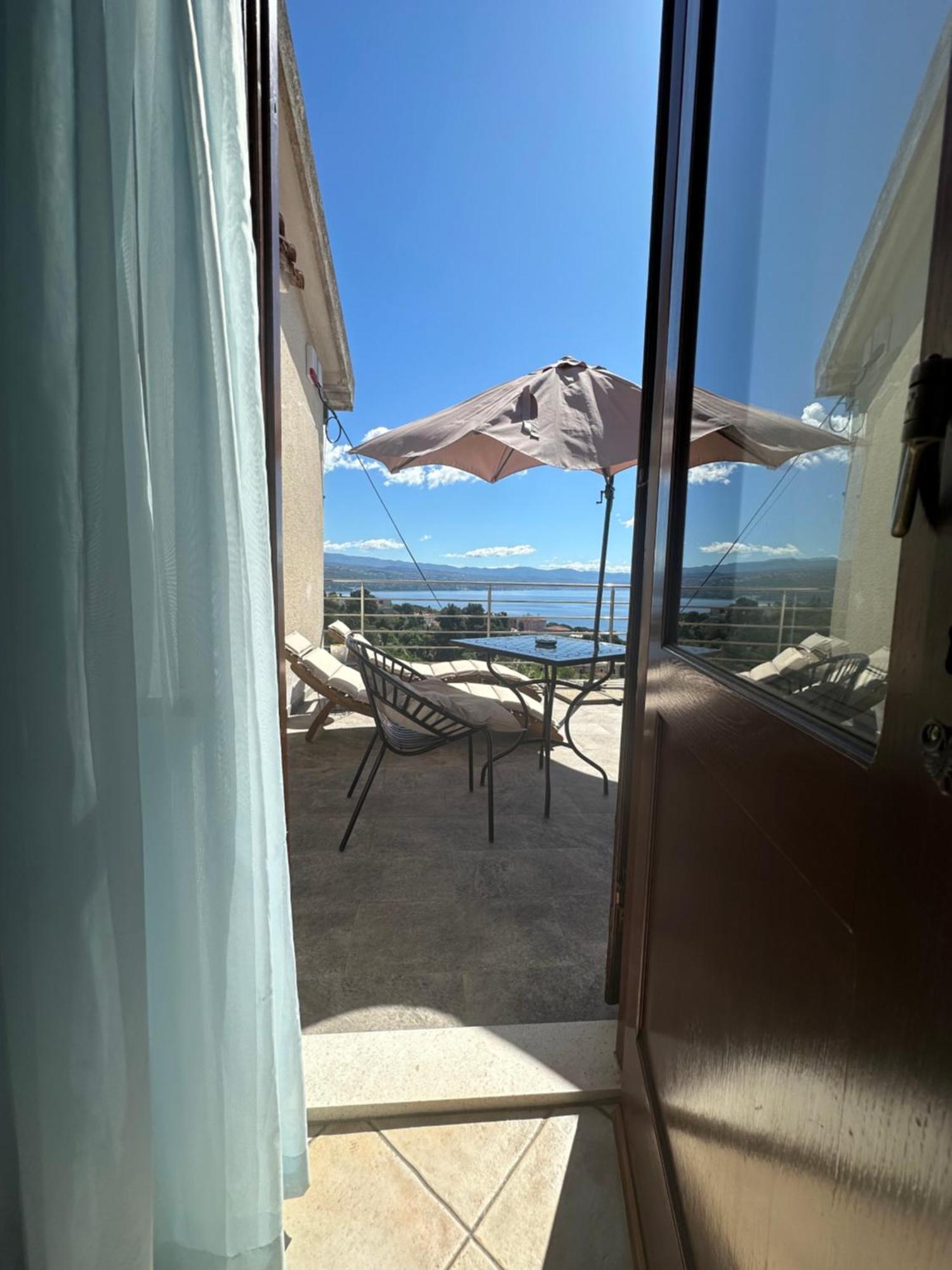 Vacation Home Lucija Slatina  Εξωτερικό φωτογραφία