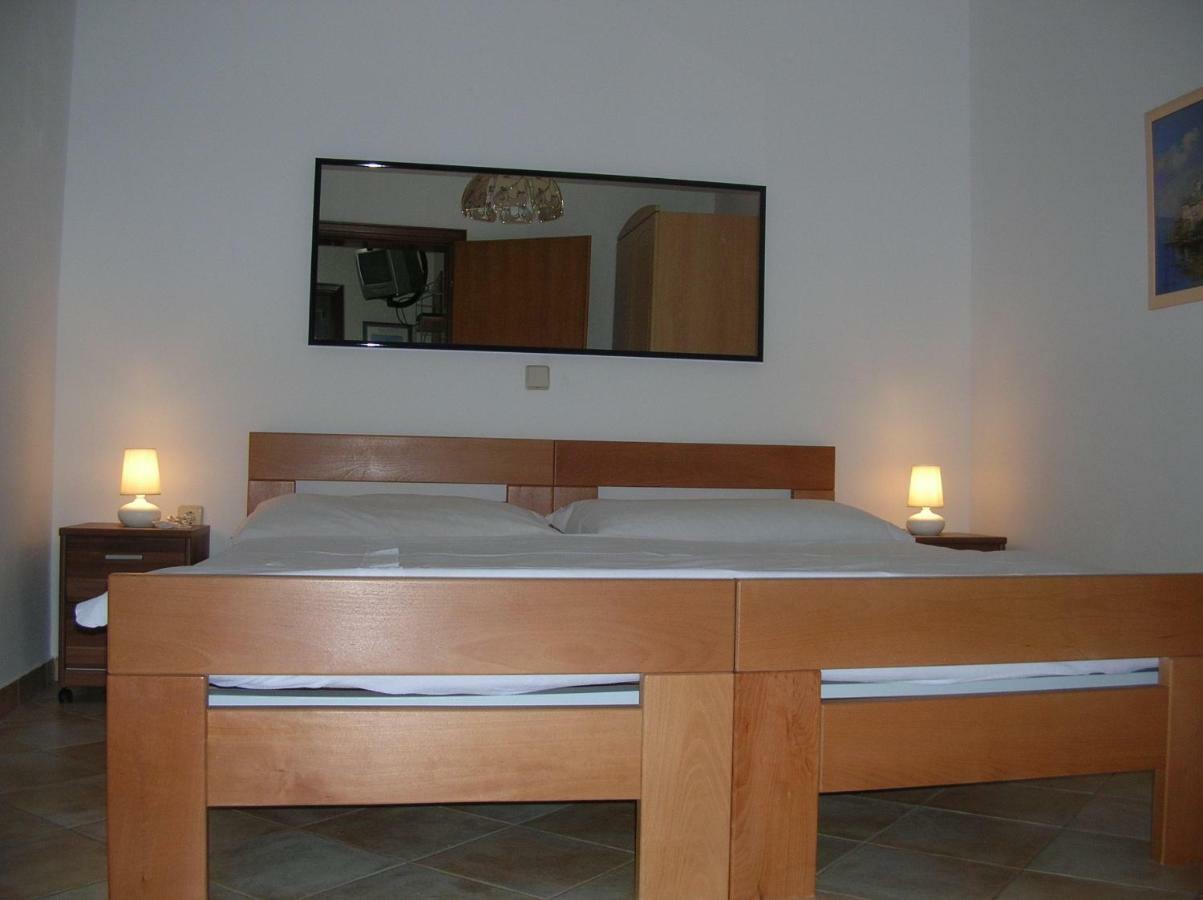Vacation Home Lucija Slatina  Εξωτερικό φωτογραφία